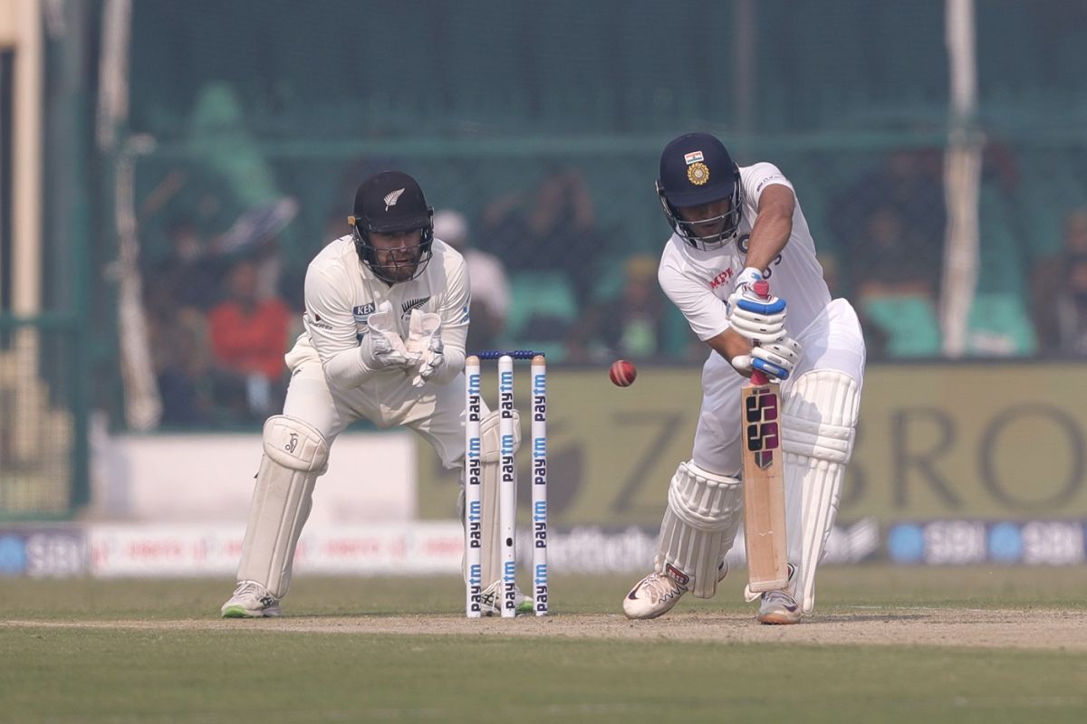Shubman Gill defends a ball, India vs New Zealand, 1st Test, Green Park, Kanpur, 1st day, November 25, 2021