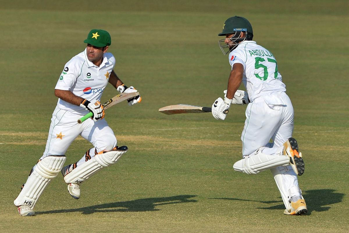 Sri Lanka cricketers covid-19 Abid Ali and Abdullah Shafique run between the wickets, Bangladesh vs Pakistan, 1st Test, Chattogram, 4th day, November 29, 2021