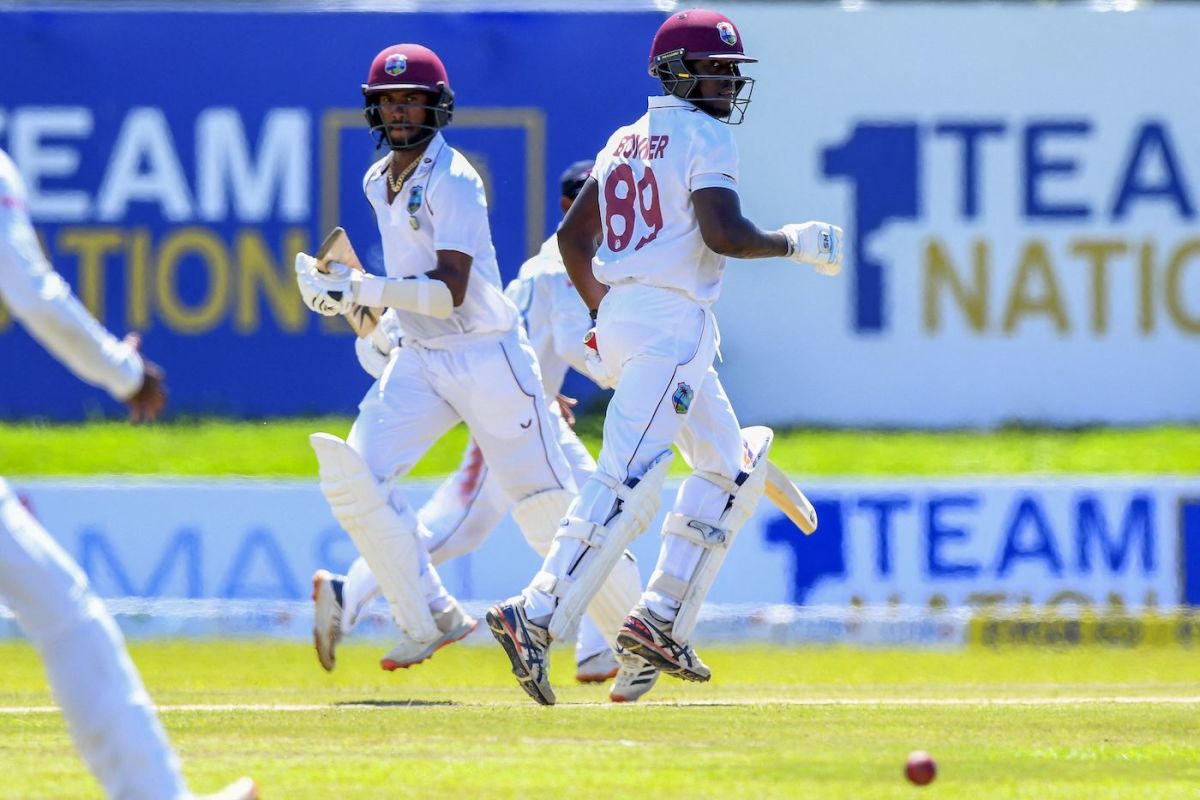Kraigg Brathwaite and Nkrumah Bonner run across for a single, Sri Lanka vs West Indies, 2nd Test, Galle, 3rd day, December 1, 2021