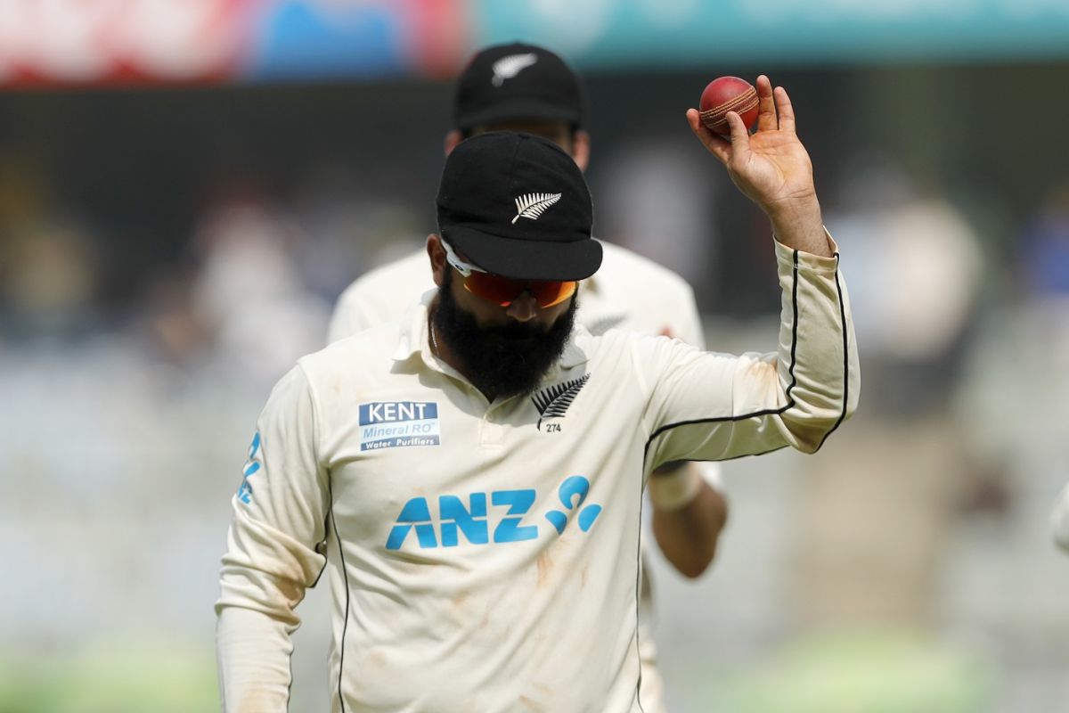 Ajaz Patel acknowledges the cheers after becoming only the third bowler to take all ten wickets in a Test innings, India vs New Zealand, 2nd Test, Wankhede, 2nd day, December 4, 2021
