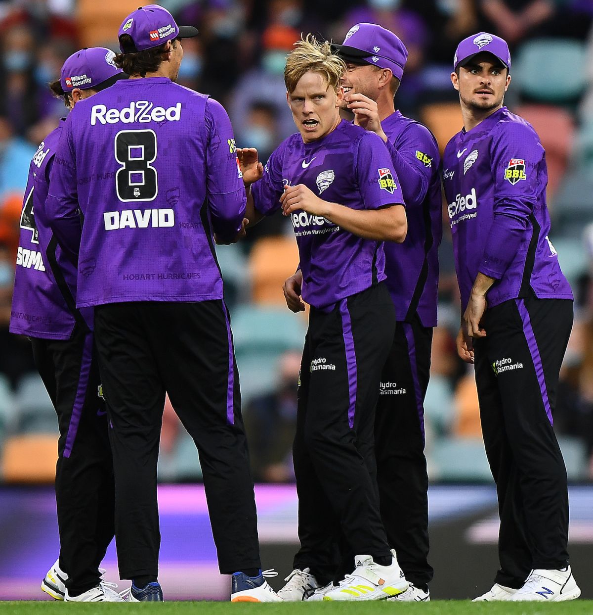 Nathan Ellis celebrates the wicket of Kurtis Patterson, Hobart Hurricanes vs Perth Scorchers, BBL 2021-22, Hobart, December 14, 2021