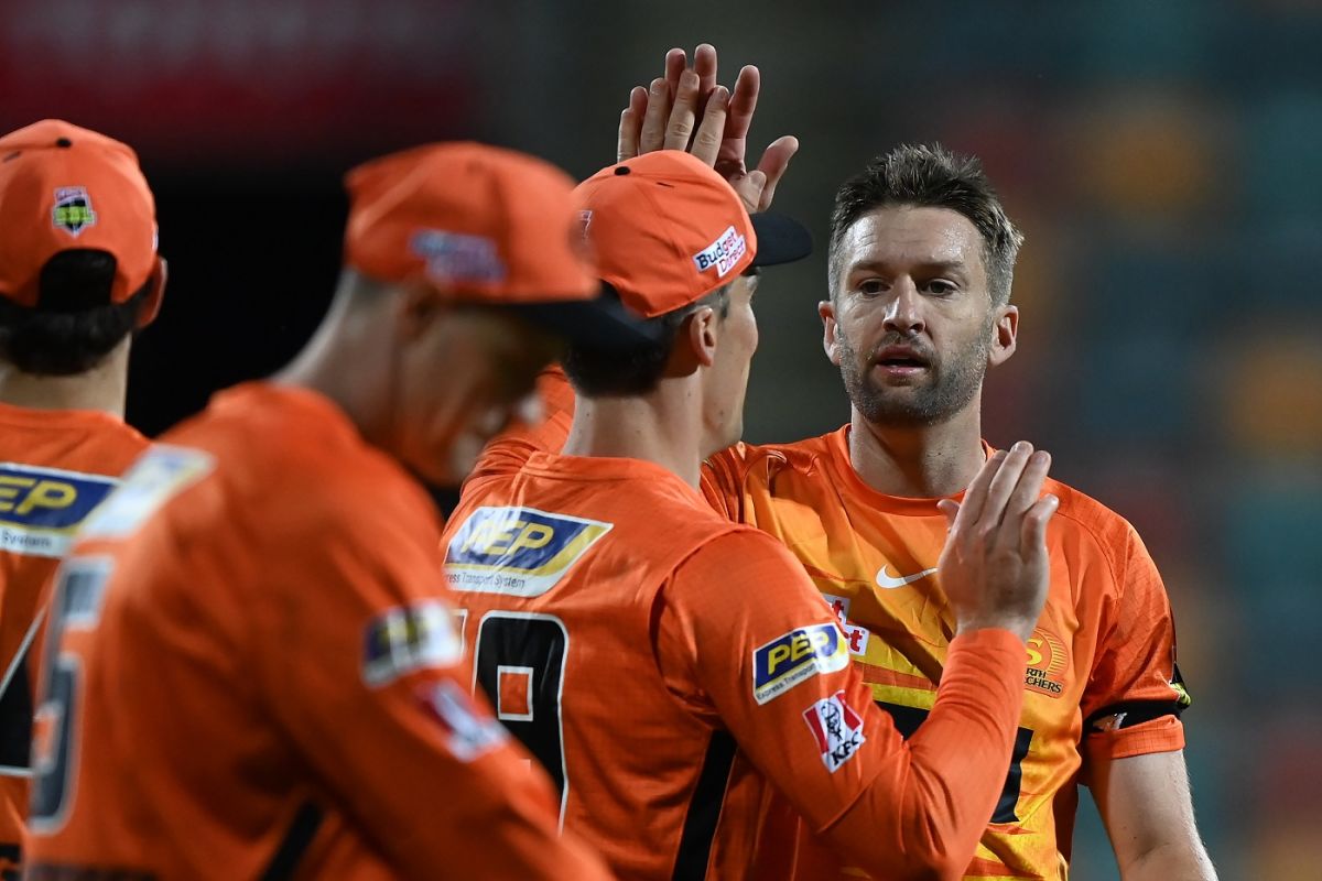 Andrew Tye picked up three top order wickets, Perth Scorchers vs Hobart Hurricanes, BBL 2021-22, Hobart, December 20, 2021