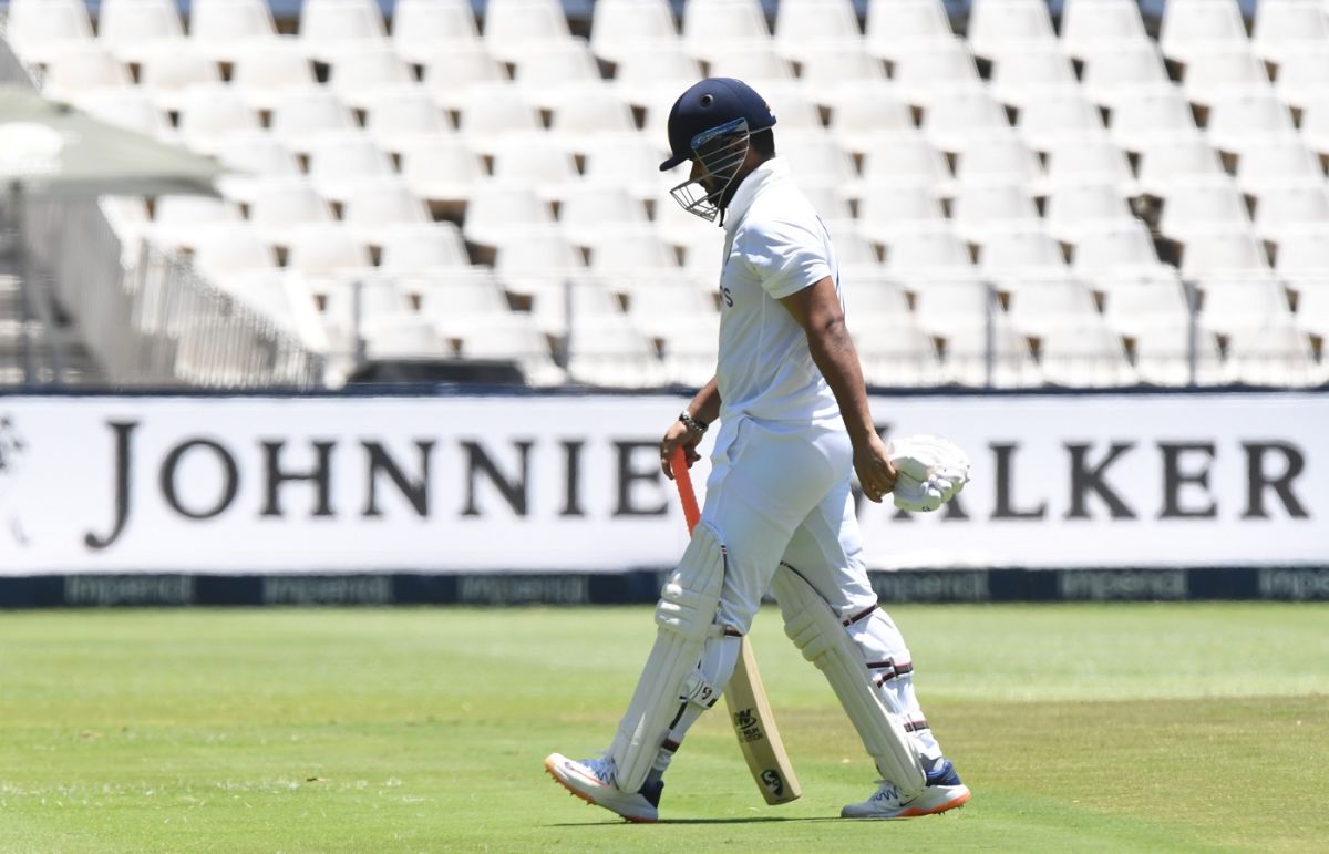Rishabh Pant leaves the field after being dismissed for a duck, South Africa vs India, 2nd Test, Johannesburg, 3rd day, January 5, 2021
