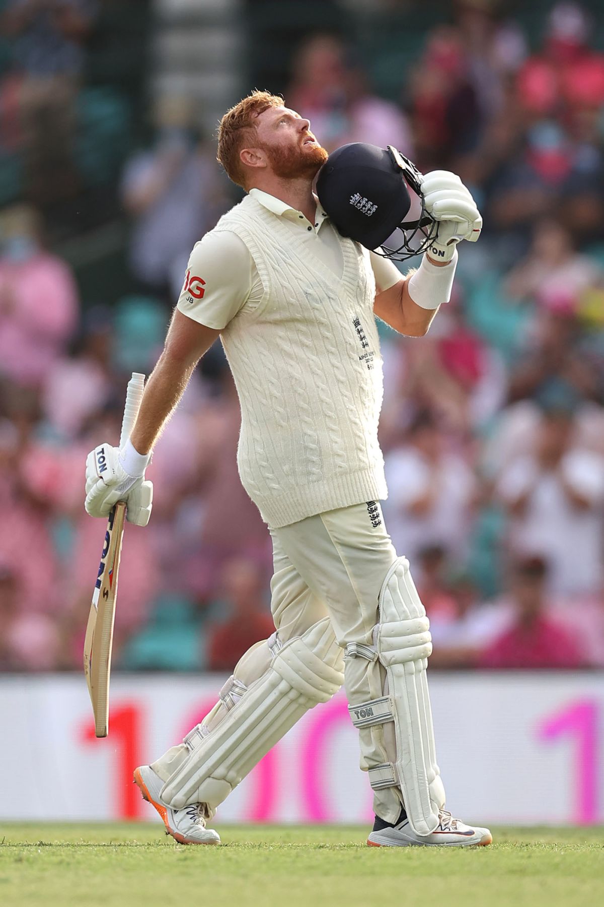 Jonny Bairstow celebrates scoring a century, Australia vs England, Men's Ashes, 4th Test, 3rd day, Sydney, January 7, 2022