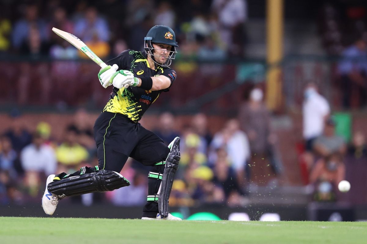 Josh Inglis reverse sweeps on T20I debut, Australia vs Sri Lanka, 1st T20I, Sydney, February 11, 2022