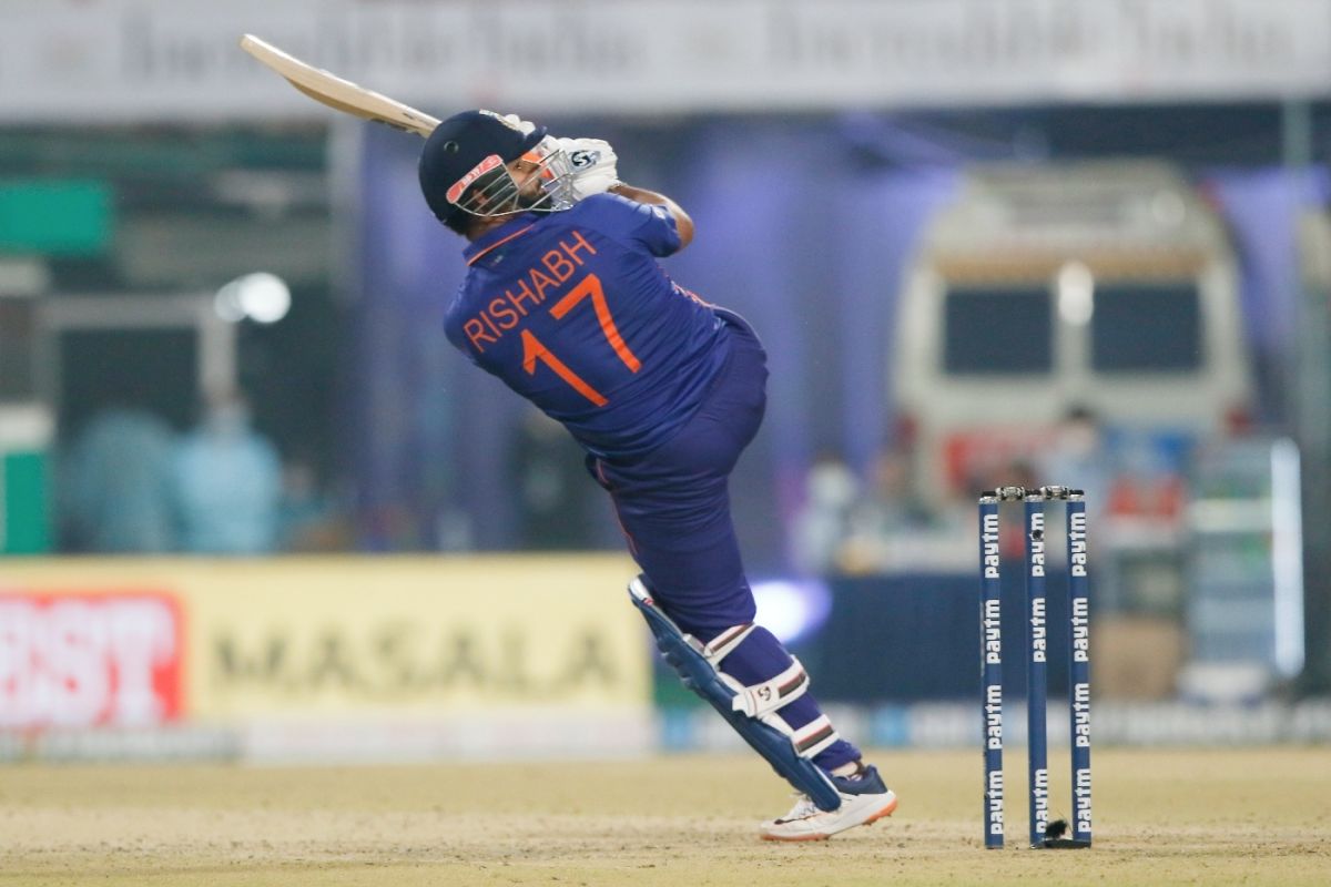 Rishabh Pant pulls one away over short fine leg, India vs West Indies, 2nd T20I, Kolkata, February 18, 2022