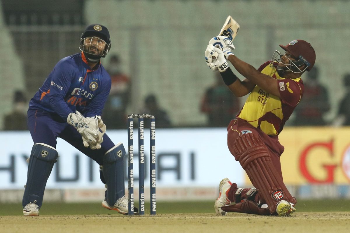 Nicholas Pooran unleashes a big slog-sweep, India vs West Indies, 2nd T20I, Kolkata, February 18, 2022