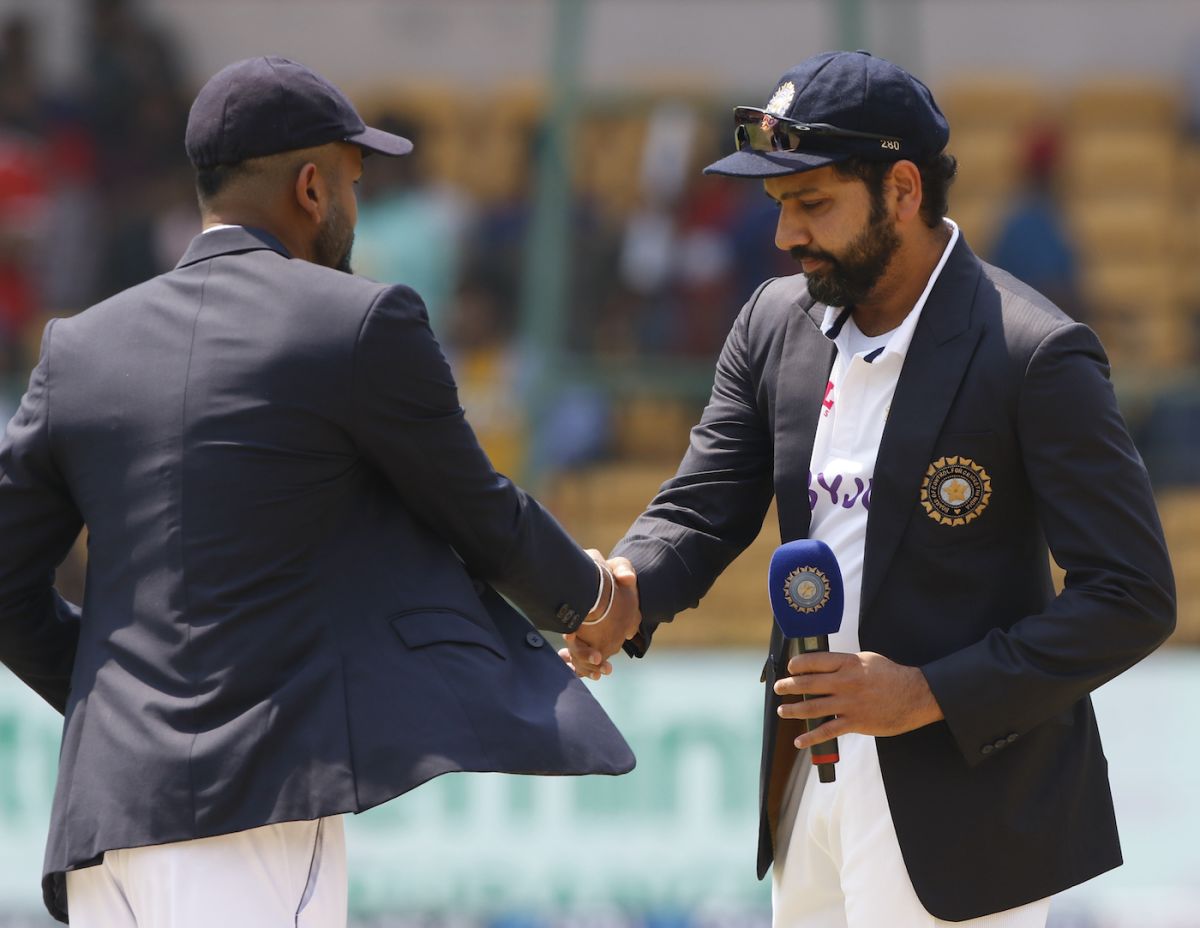 Dimuth Karunaratne and Rohit Sharma greet each other at the toss, India vs Sri Lanka, 2nd Test, Bengaluru, 1st day, March 12, 2022