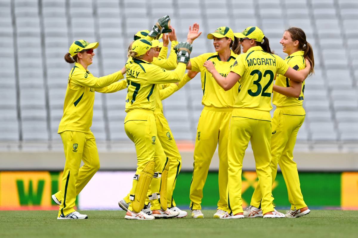 Darcie Brown struck early to remove Smriti Mandhana, India v Australia, Women's World Cup, Auckland, March 19, 2022