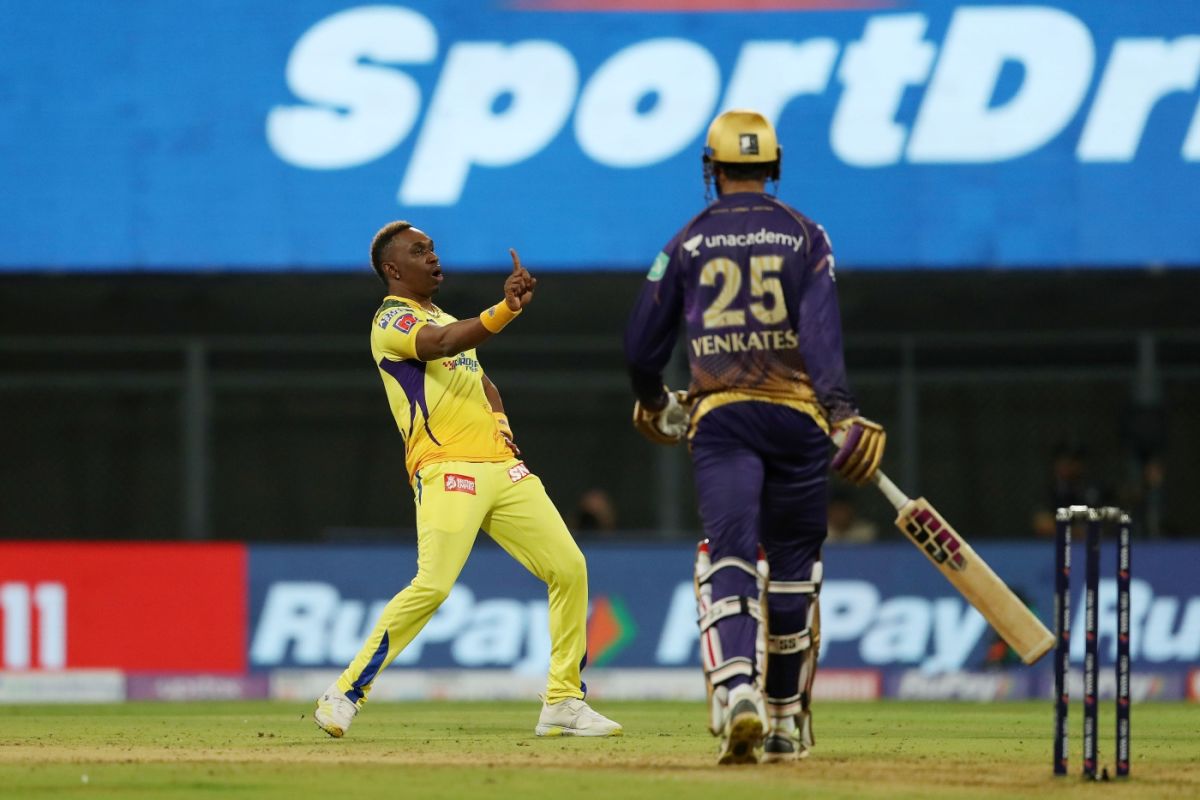 Dwayne Bravo finished with figures of 4-0-20-3 to draw level with Lasith Malinga as the IPL's highest wicket-taker, Chennai Super Kings vs Kolkata Knight Riders, IPL 2022, Mumbai, March 26, 2022