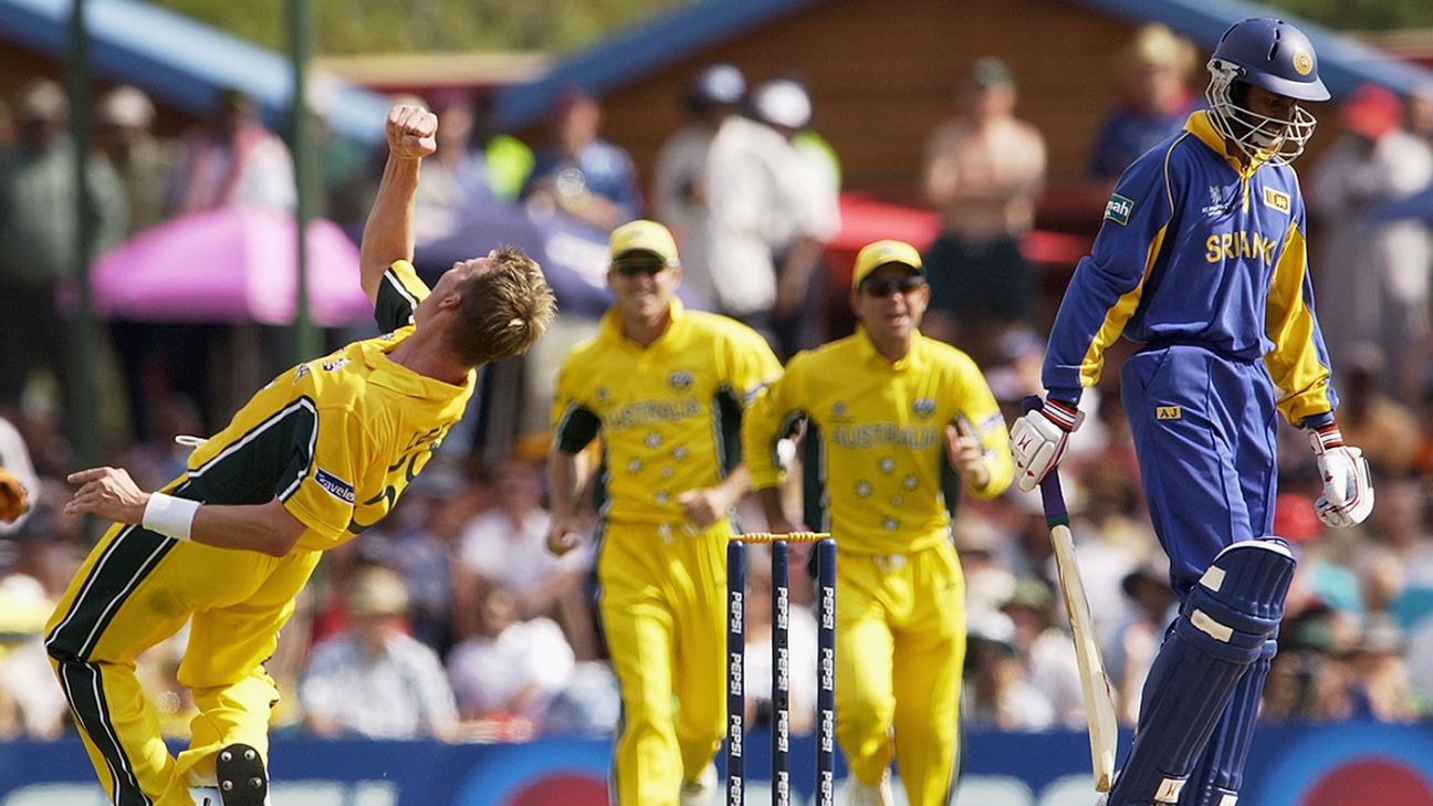 Australia wriggle free and march into World Cup final