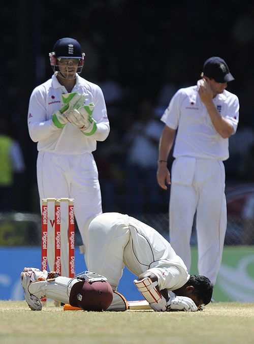 Shivnarine Chanderpaul celebrates his 21st Test century | ESPNcricinfo.com