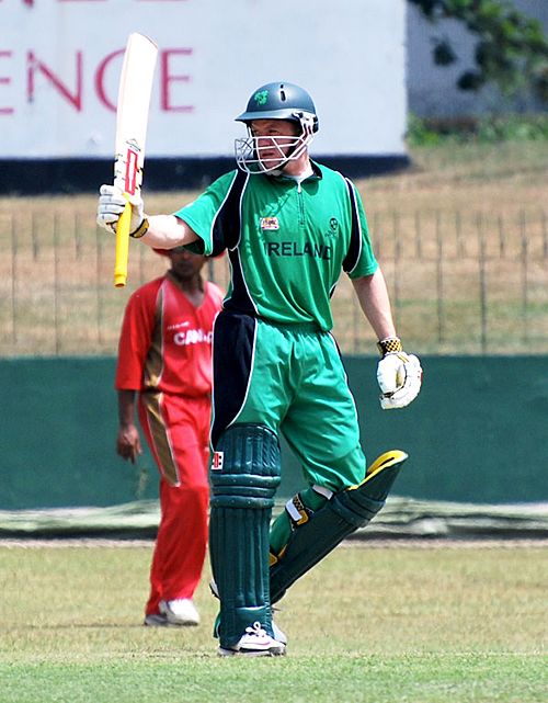 Niall O Brien Raises His Bat On Crossing Fifty Espncricinfo Com