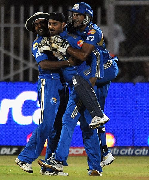 MI beat CSK, MI won by 5 wickets (with 6 balls remaining)