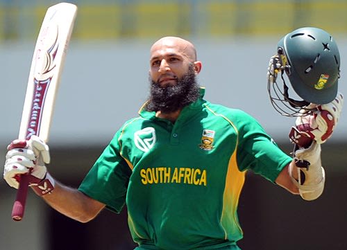 Hashim Amla celebrates his century | ESPNcricinfo.com