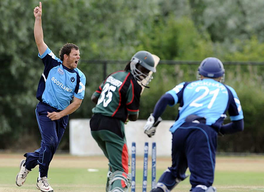 Gordon Drummond bowls Nelson Odhiambo to seal a narrow win