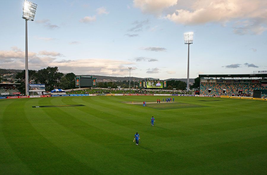 Sachin Tendulkar leaves the field | ESPNcricinfo.com
