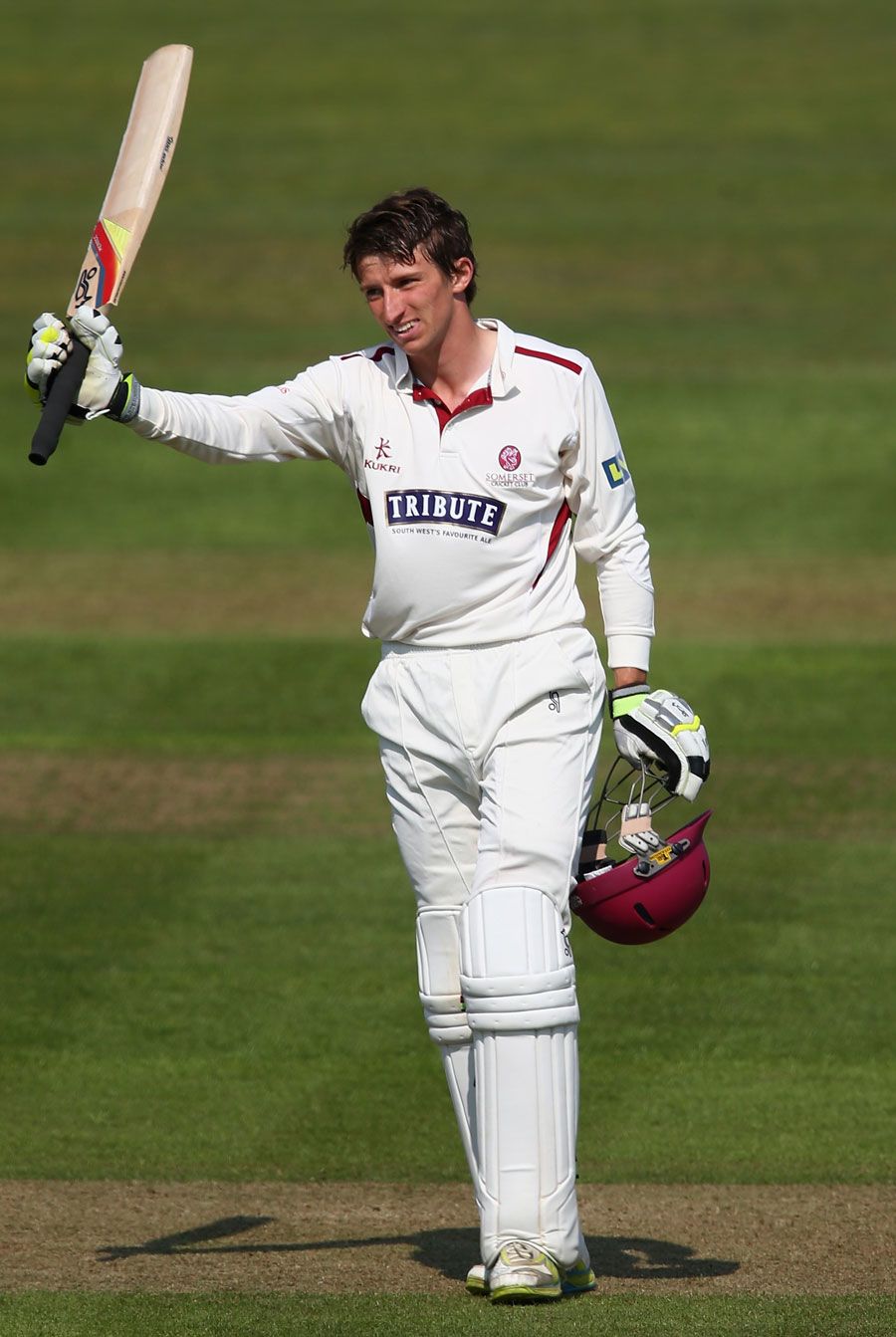 Chris Jones acknowledges his maiden first-class century | ESPNcricinfo.com