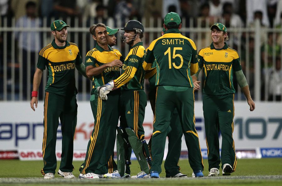 South Africa celebrate their onerun win