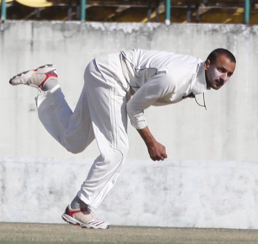 Akshay Chauhan In His Delivery Stride | ESPNcricinfo.com