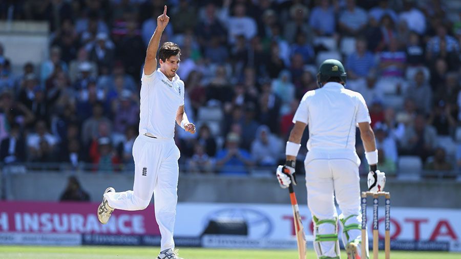 England fast bowler Steven Finn announces retirement from all forms of cricket post thumbnail image
