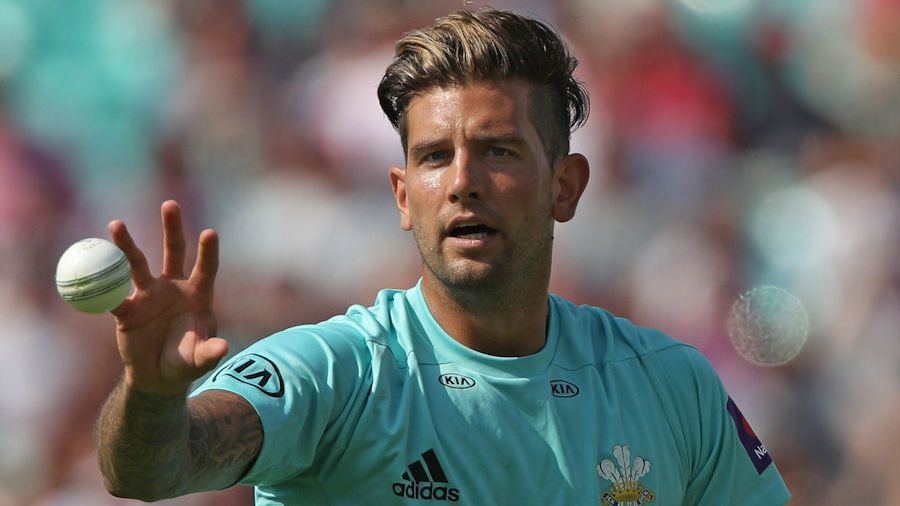 Jade Dernbach joins Derbyshire on loan after limited role with Surrey