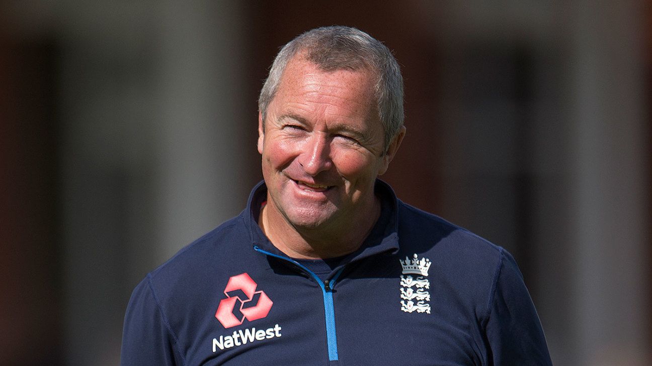 Bayliss tips Farbrace to succeed him as England cricket coach - AS USA