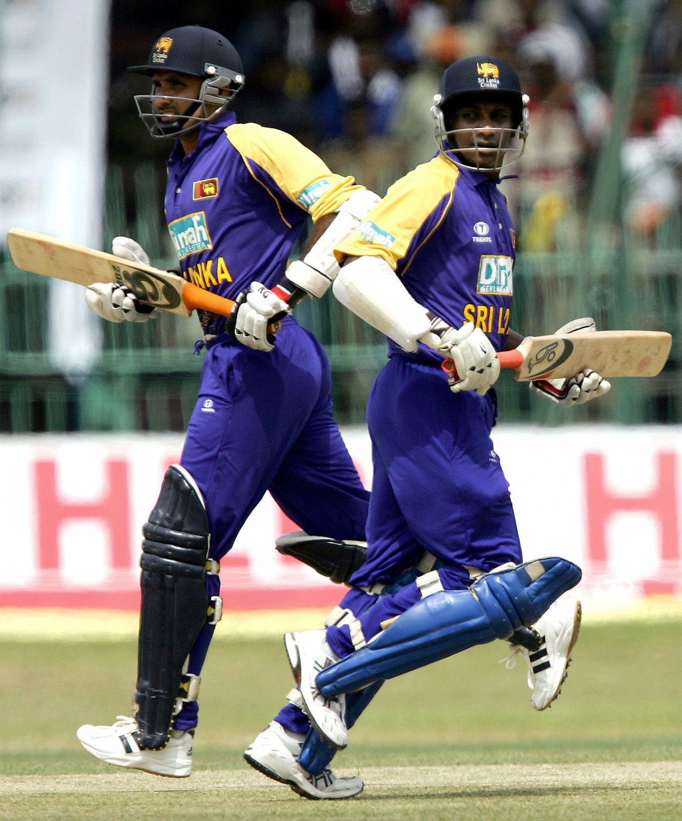 Marvan Atapattu and Sanath Jayasuriya take a run | ESPNcricinfo.com