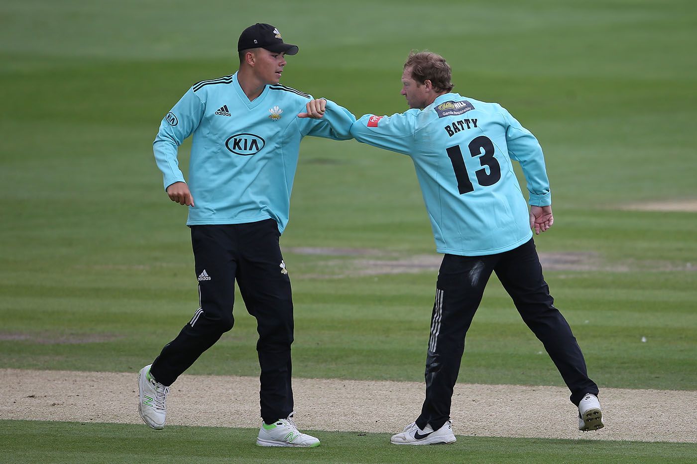 Surrey cricket hot sale jersey