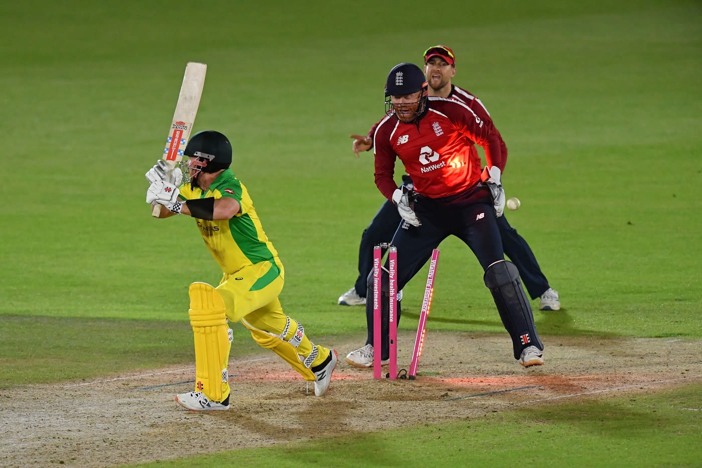 Aaron Finch was completely done by an Adil Rashid googly | ESPNcricinfo.com