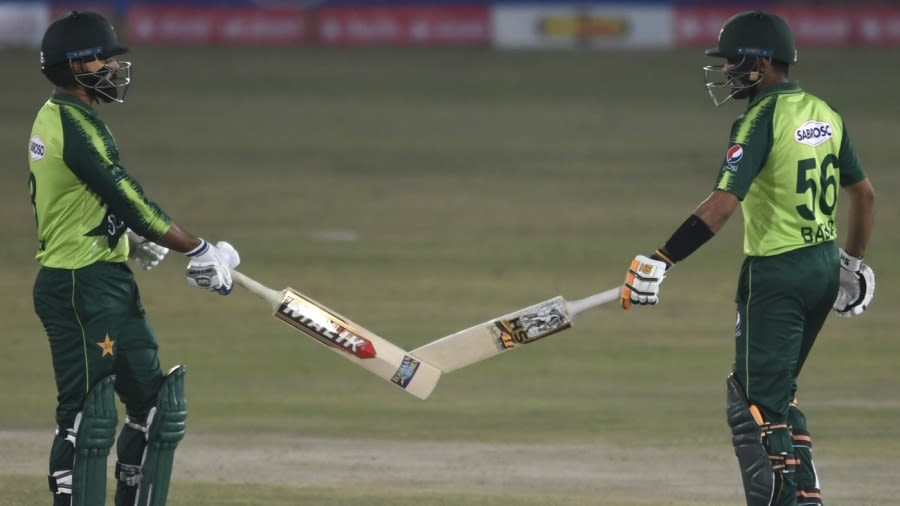 Pak Vs Nz Pakistan Players Likely Caught Virus During Flight Or Just Prior Nz Director Of Public Health
