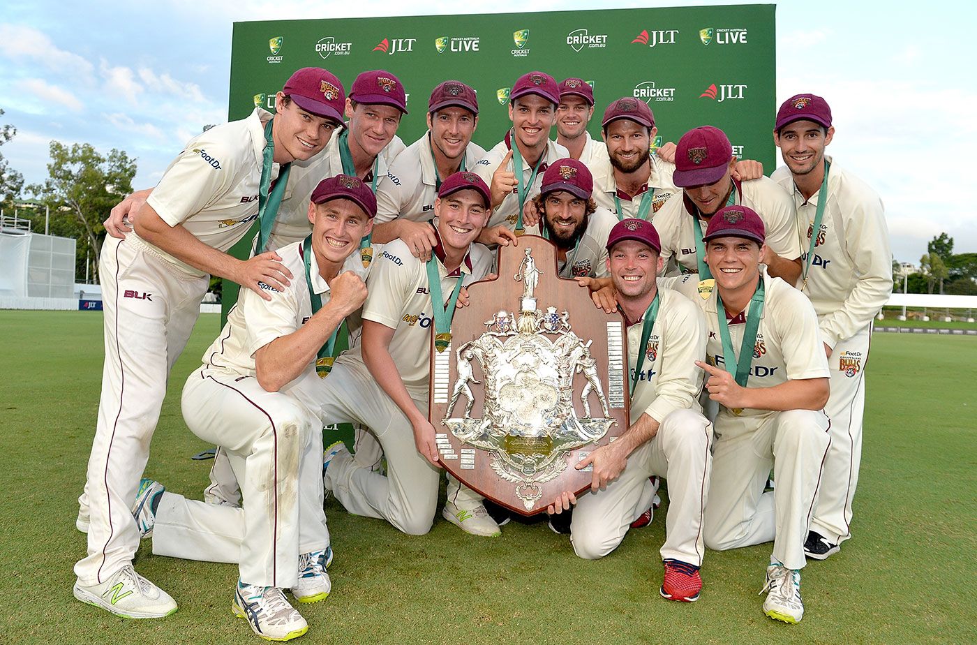 Queensland celebrate with the Sheffield Shield in 2018