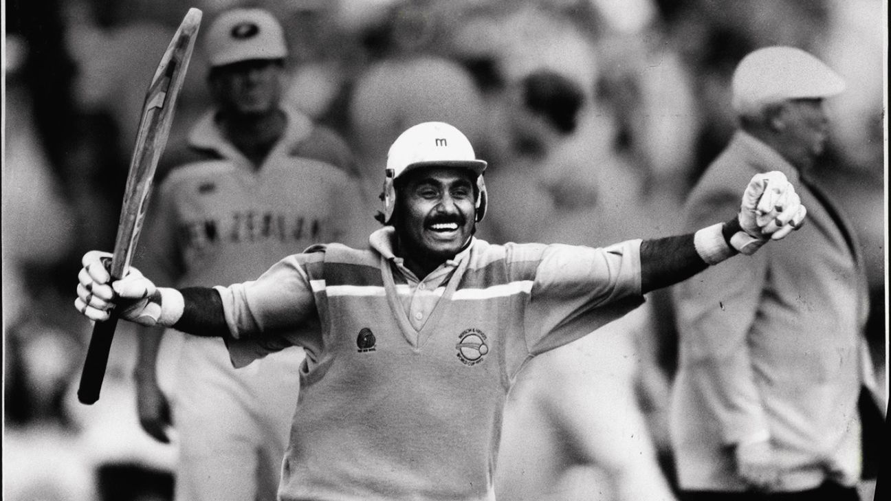 Naseem Shah SIX: Naseem Shah emulates Javed Miandad, breaks Indian hearts again with sixes in last over, Watch Video, PAK vs AFG Asia Cup, Asia Cup 2022 LIVE