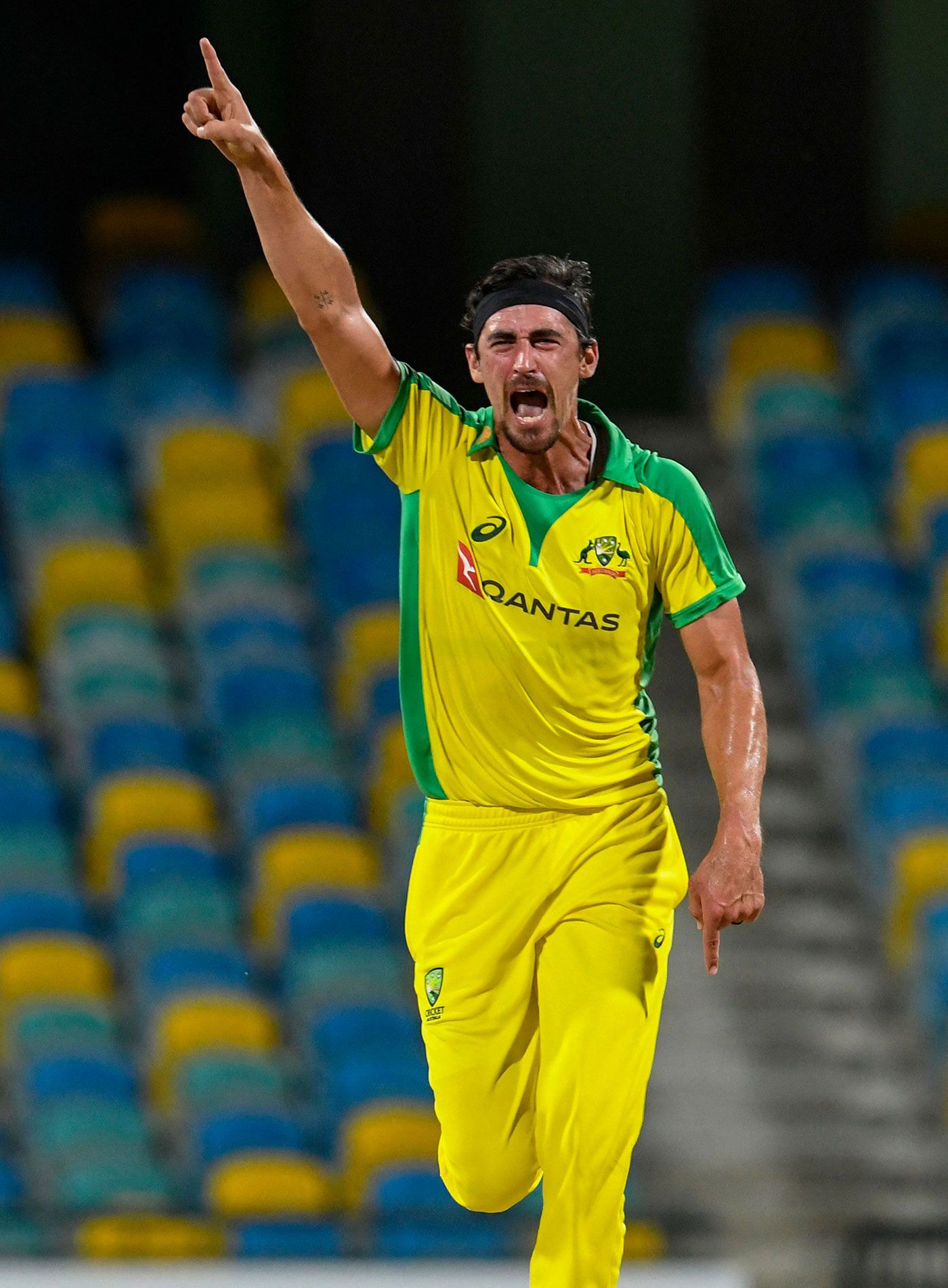 Mitchell Starc Again Made Inroads With The New Ball | ESPNcricinfo.com