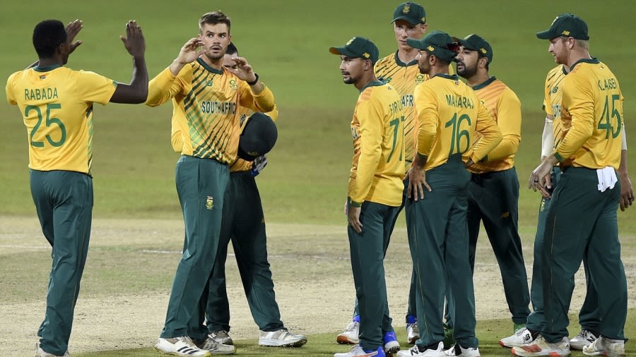 Highlights South Africa vs Sri Lanka T20 World Cup 2021: Rabada and Miller  Spoil SL Party as SA Win by 4 Wickets