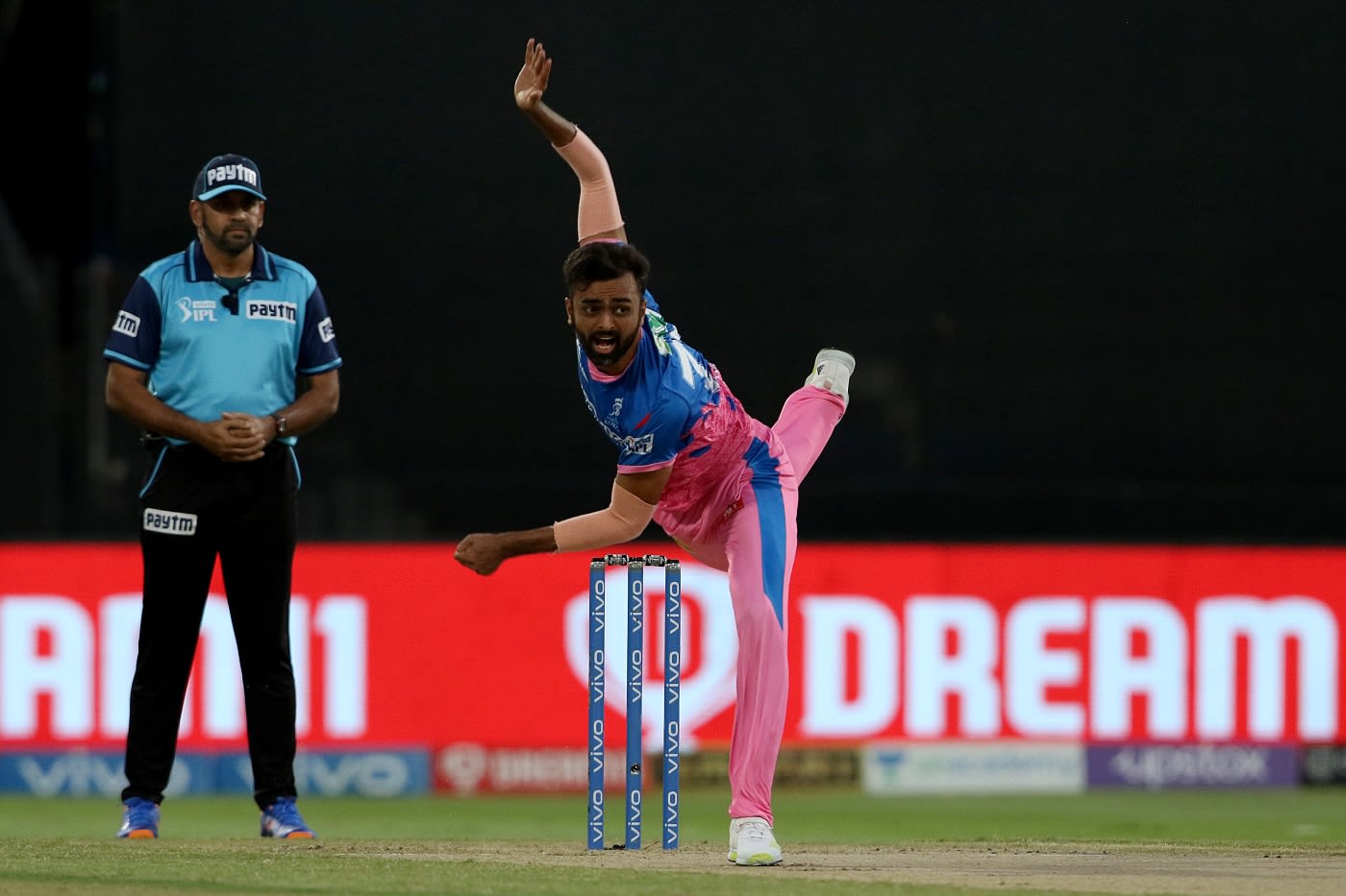 Jaydev Unadkat bowls | ESPNcricinfo.com
