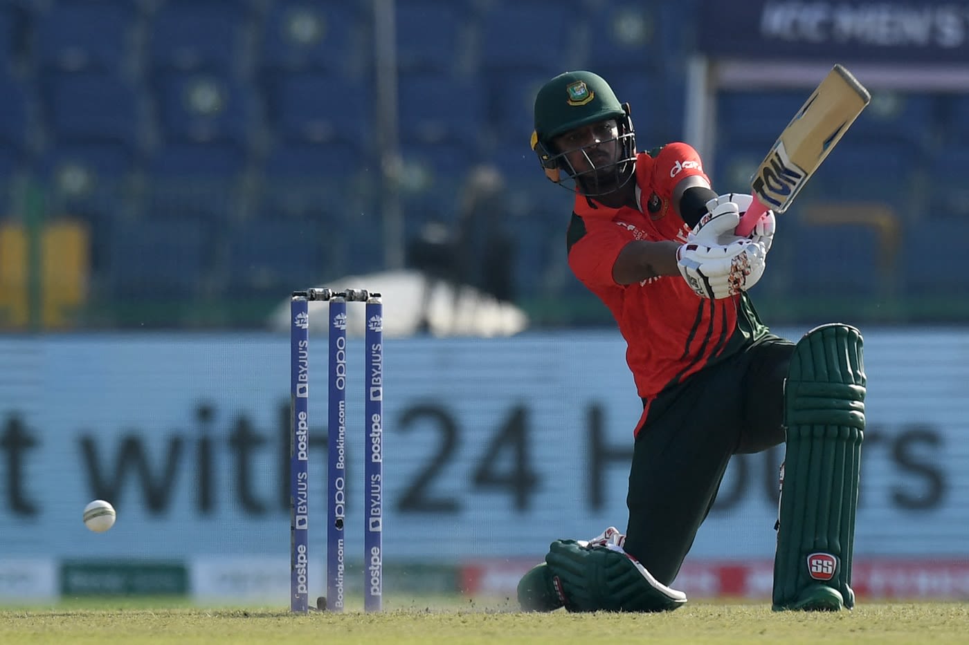 Mahedi Hasan in action