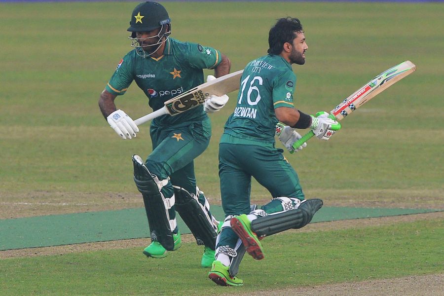 Pakistan beat Bangladesh