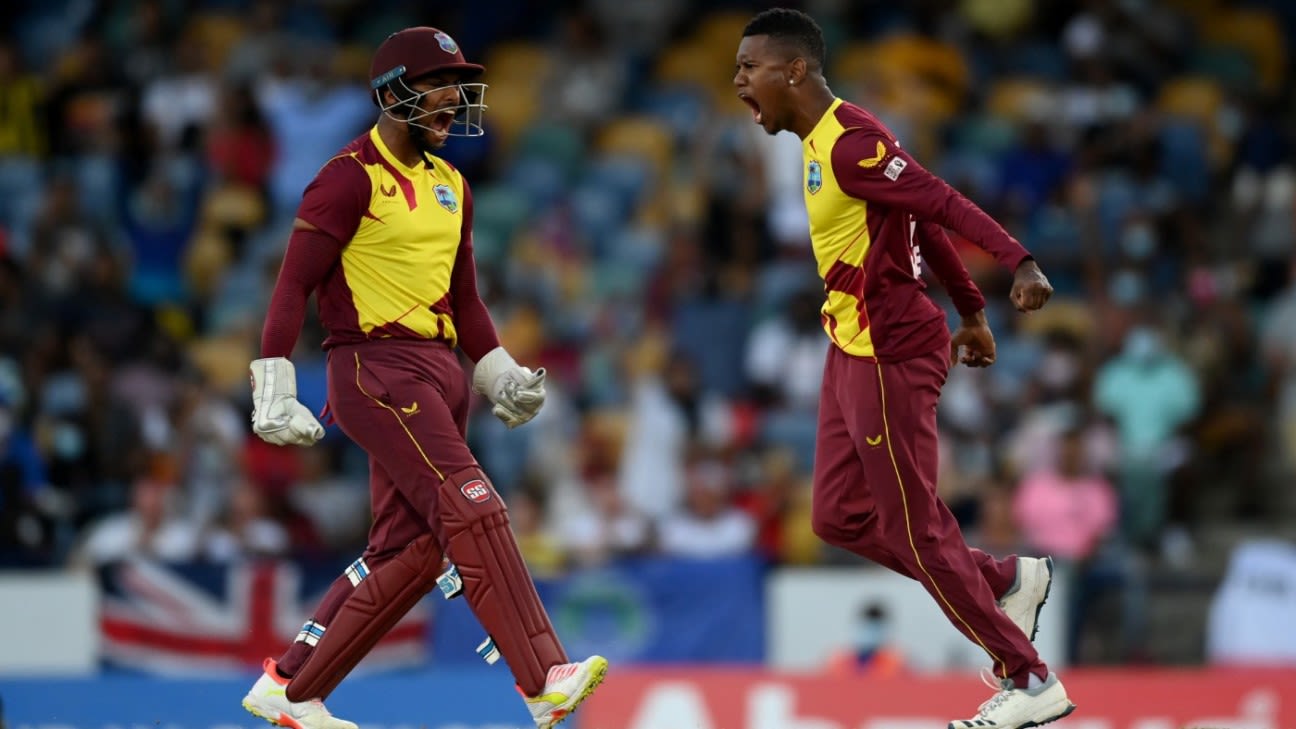 West Indies Beat England, West Indies Won By 17 Runs