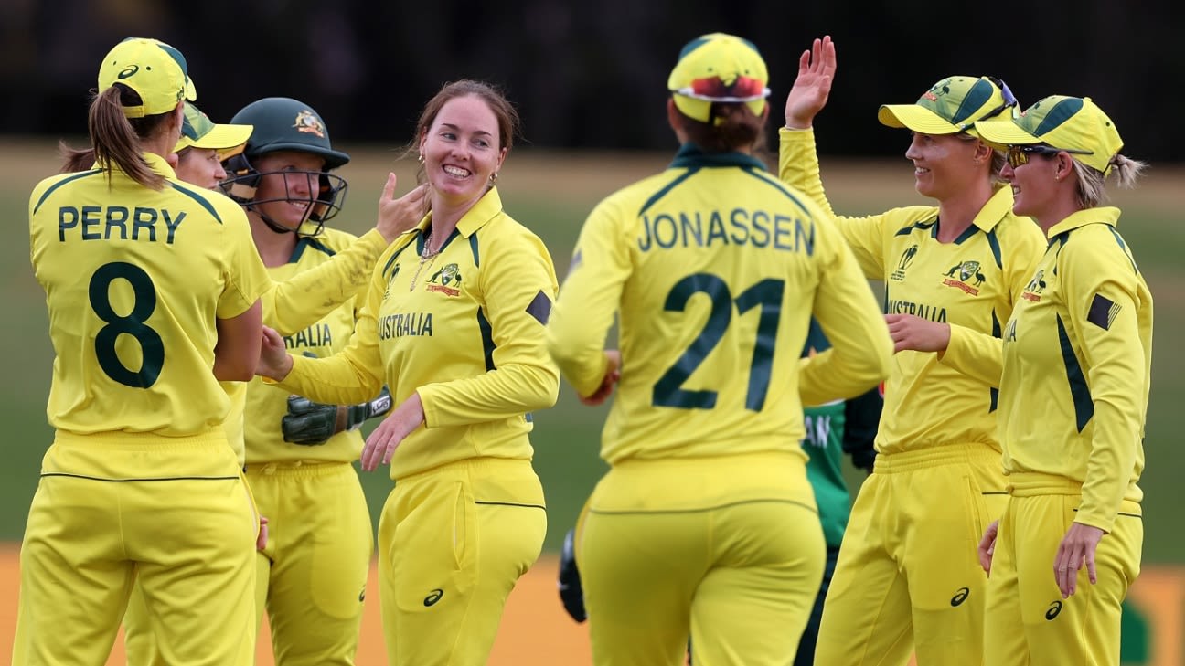 Piala Dunia Wanita 2022 – Emosional Amanda-Jade Wellington menandai kembalinya Australia dengan penghormatan kepada Warne