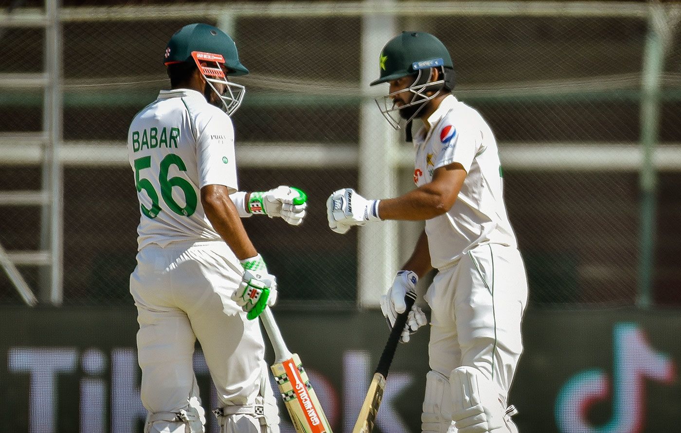 abdullah-shafique-and-babar-azam-continued-their-huge-stand