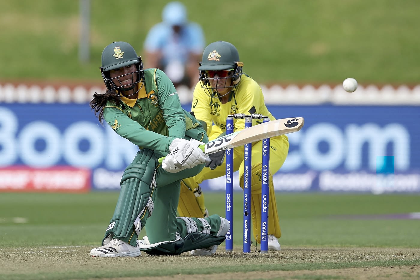 Sune Luus put the sweep to good effect | ESPNcricinfo.com