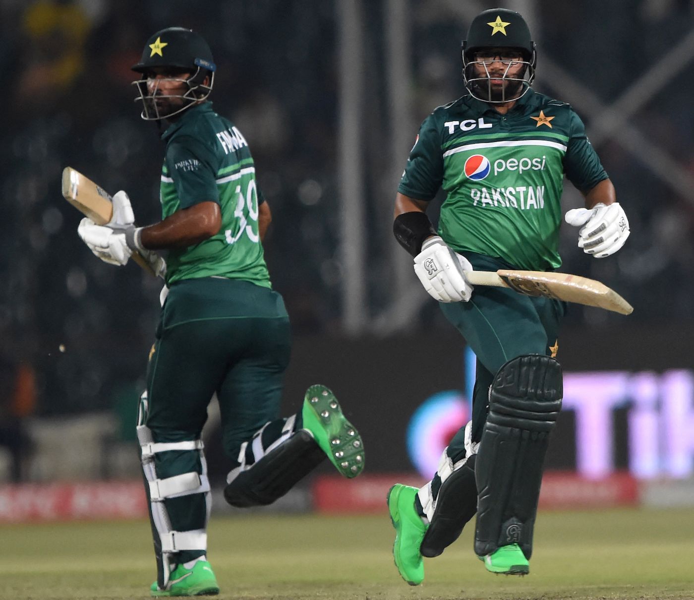 Fakhar Zaman and Imam-ul-Haq put on a century stand for the first ...