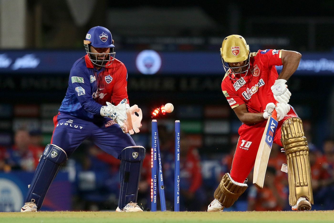 Mayank Agarwal's poor IPL continued as he fell for a two-ball duck ...