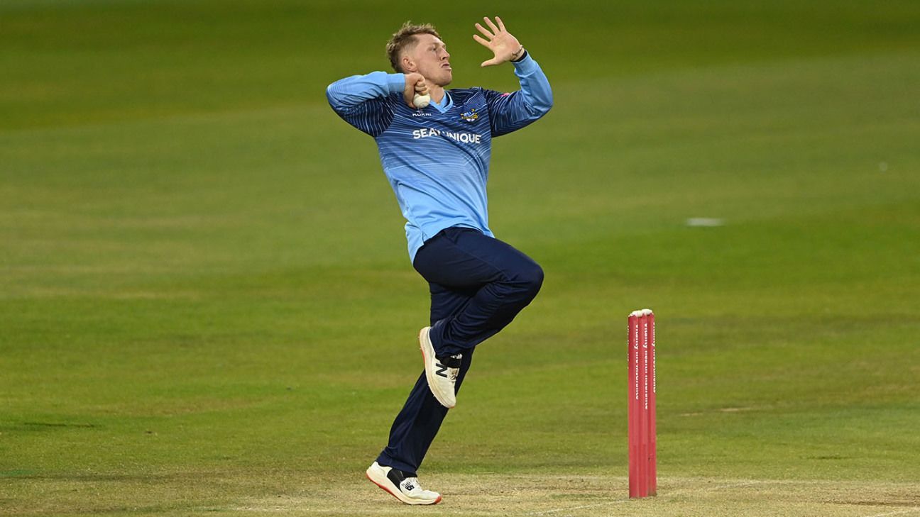 County Cricket Day 3 Yorkshire Vs Surreydid Your Team Win Sussex Vs Essex Too - 5elfxvf