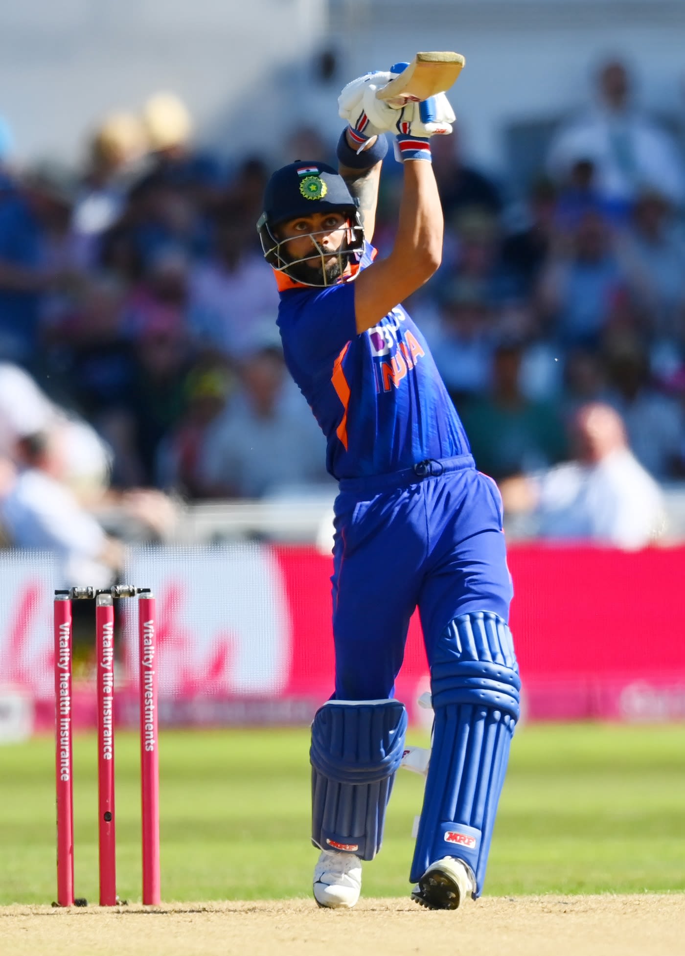 Hold The Pose Virat Kohli Hits One Right Back Over David Willeys Head 1060