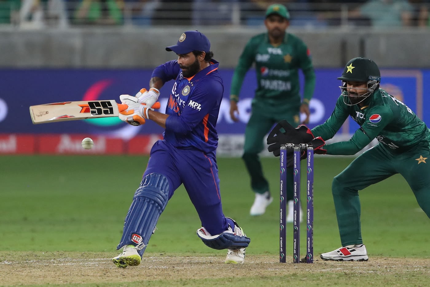 Ravindra Jadeja goes for a pull shot | ESPNcricinfo.com