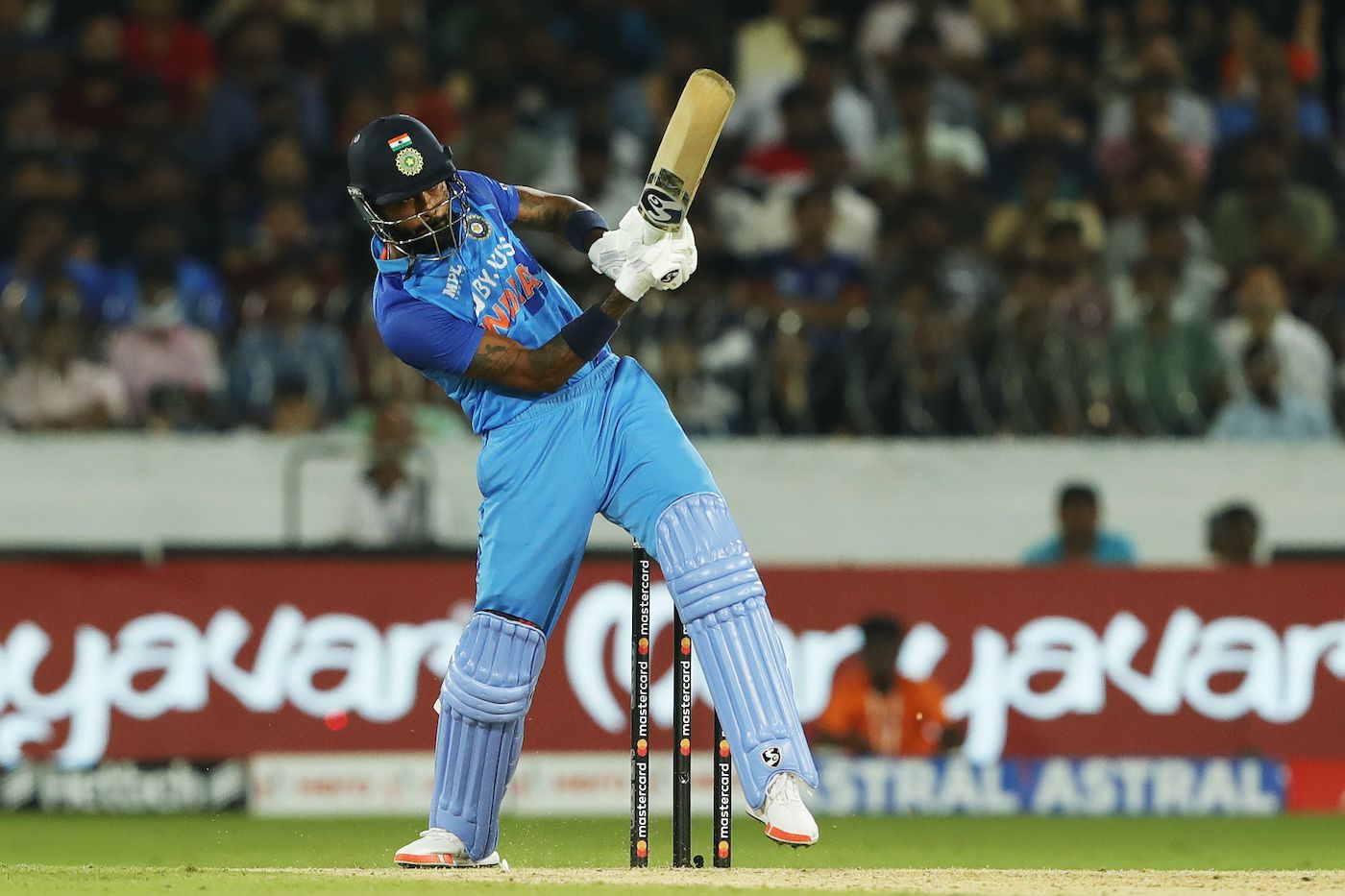 Hardik Pandya led India to victory with a late flourish | ESPNcricinfo.com