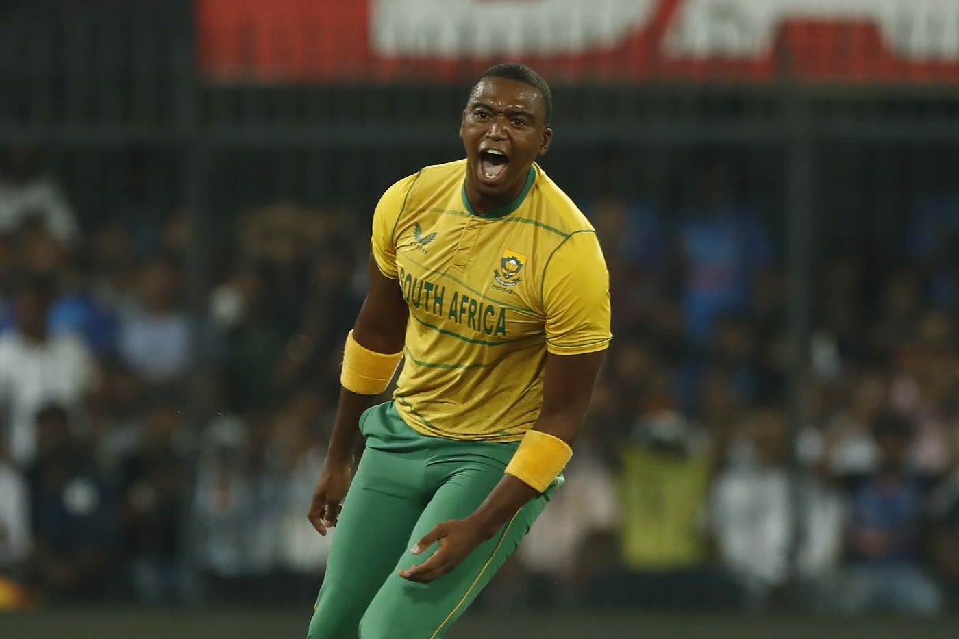 Lungi Ngidi is pumped up after getting rid of Rishabh Pant ...