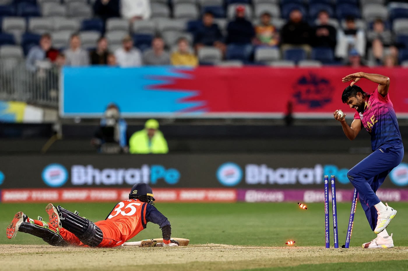 Scott Edwards puts in a full-length dive to protect his wicket ...